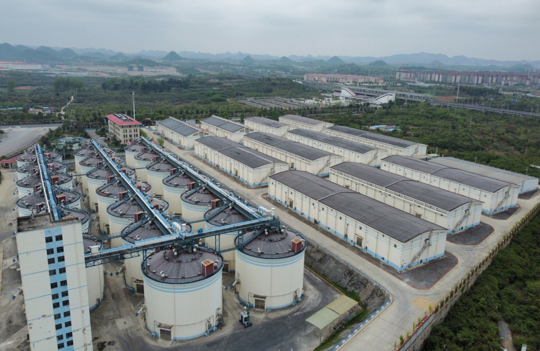 dji_fly_20240406-----西南糧食城已建成中央、省、貴陽市三級儲備55萬噸，其中，中央儲備糧貴陽直屬庫15萬噸，貴州省儲備糧管理總公司貴安中心庫20萬噸；貴陽市市級儲備20萬噸。貴州日報天眼.jpg