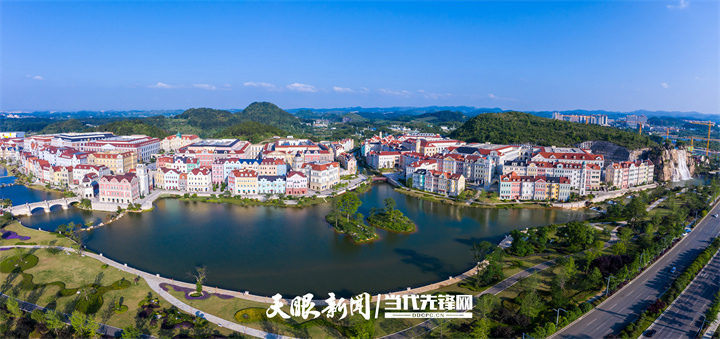 5.2 貴安華為云數(shù)據(jù)中心。貴州日報(bào)天眼新聞記者 龍永 攝.jpg