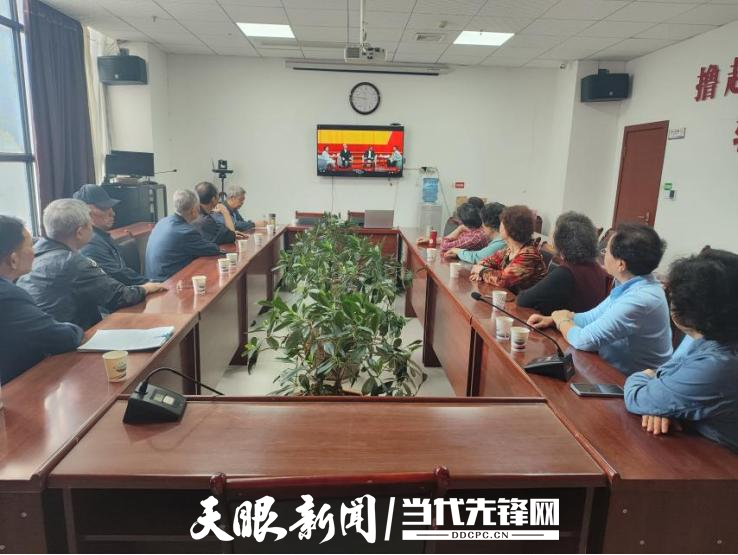 匯川：榜樣領(lǐng)航向 銀發(fā)抒情懷1.png