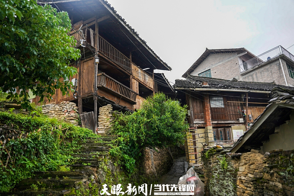 八郎村内建筑.jpg