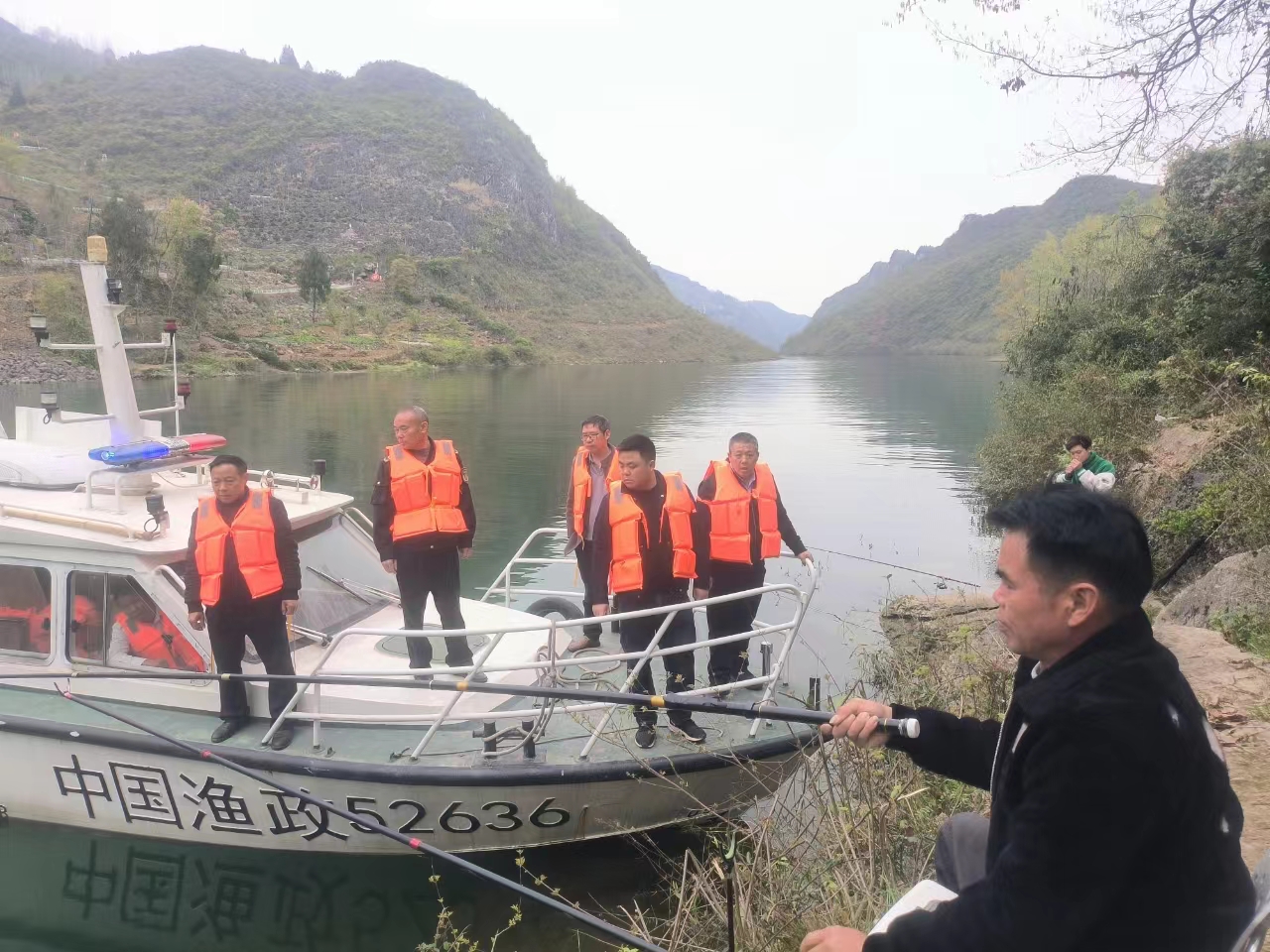巡河。.jpg