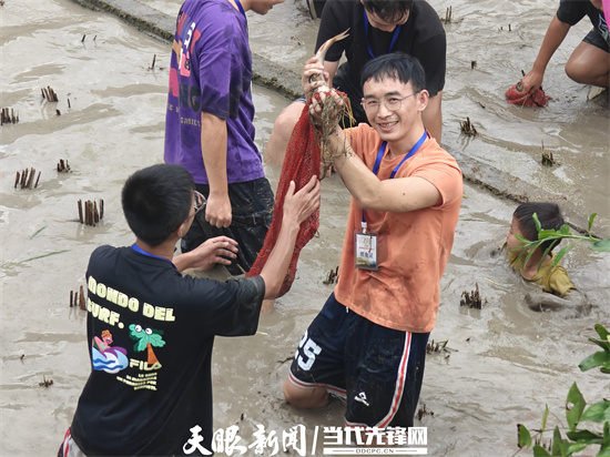 抓鱼3.jpg