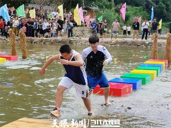 水上活动1.jpg