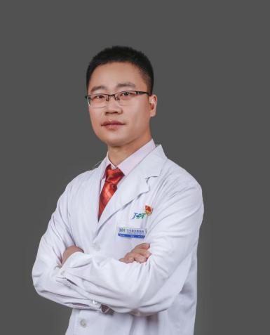 張保振 醫(yī)學(xué)博士.jpg