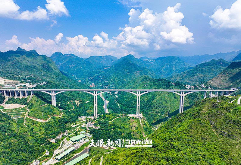 dD0xNzYwNTQyNTI5X3I9NDY5NmZhZTFfdz04MDBfcT0xMDBfZT1qcGc=.webp 六枝大桥贵州日报天眼新闻记者 刘青摄六枝大桥WechatIMG22.jpg