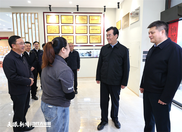 dD0xNzYxNjU4MjI0X3I9OWUwZWM0M2Nfdz03MjBfcT0xMDBfZT1qcGc=.webp 1.jpg