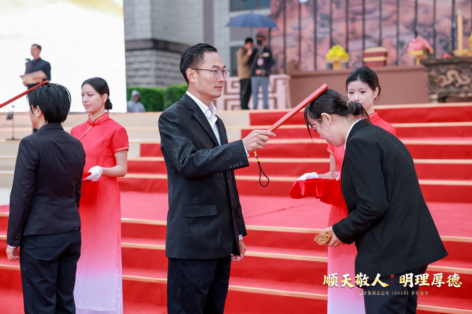 2_1600_3000_gif (6).jpg