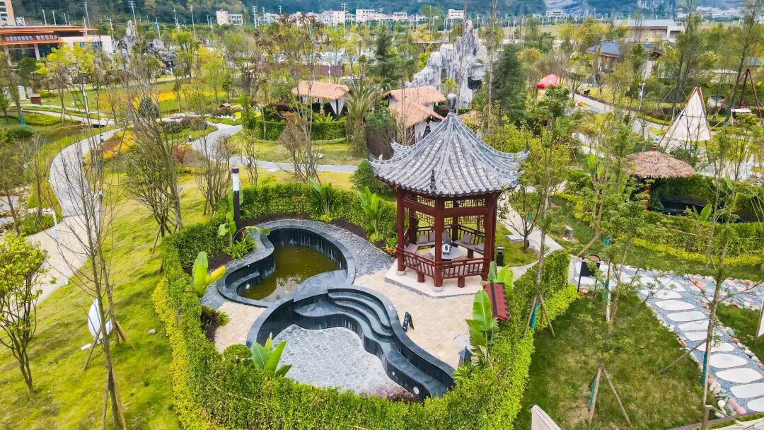 紫云黄鹤营温泉度假村.jpg