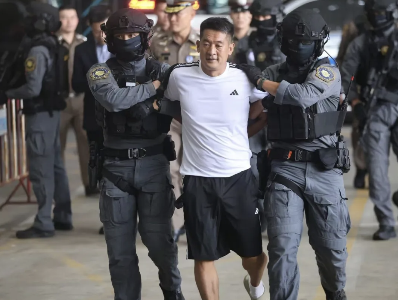 截屏2025-11-12 19.15.19.png