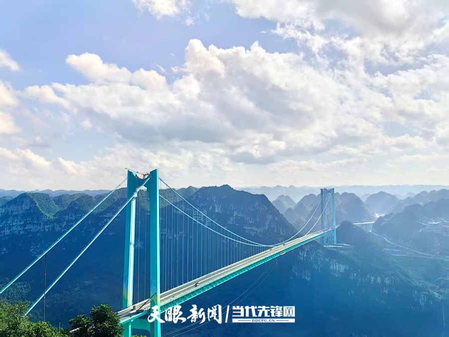 dD0xNzYzMDIwNDEzX3I9M2FiZjFmYTJfdz05MDBfcT0xMDBfZT1qcGc=.webp 花江峡谷大桥。牟绍莉 摄.jpg