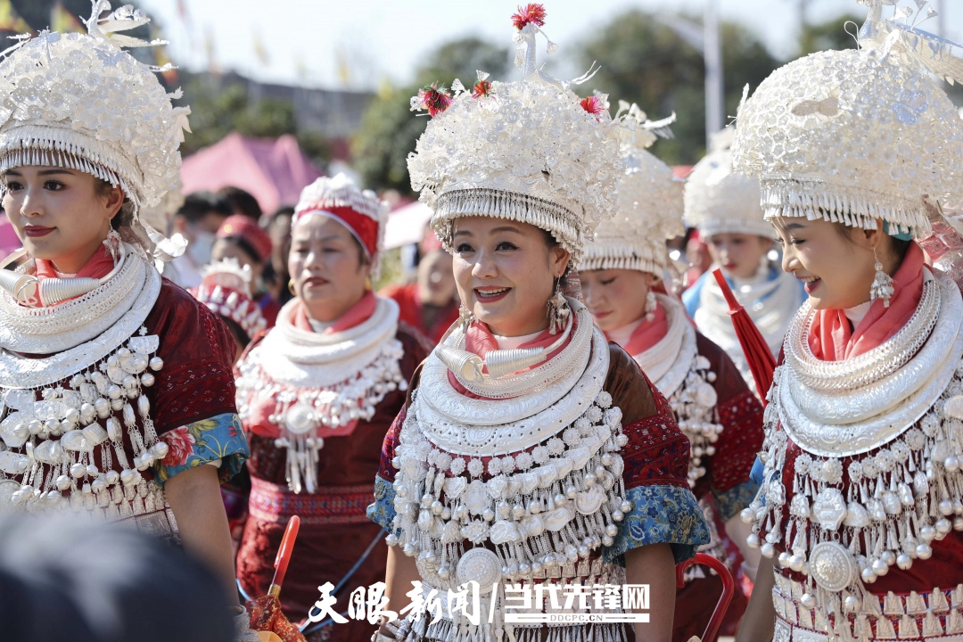 dD0xNzYzMjk5MDY2X3I9ZWU4NDFhNzlfdz0xMDgwX3E9MTAwX2U9anBn.webp dD0xNzYzMjk3NzAzX3I9OTlkNjZjNDFfdz0xMDgwX3E9MTAwX2U9anBn.jpg