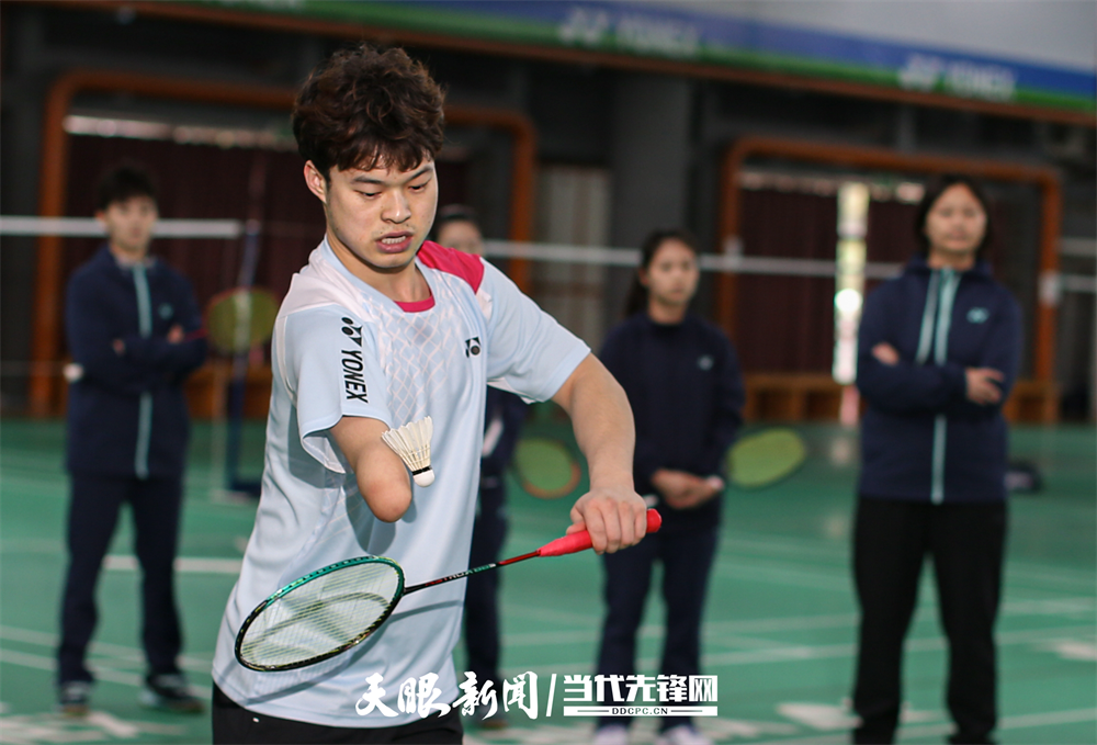 dD0xNzYzNDc1MzI2X3I9YzgzNTA0ZWZfdz0xMDAwX3E9MTAwX2U9cG5n.webp 微信图片_20251113214326_49_1127.png