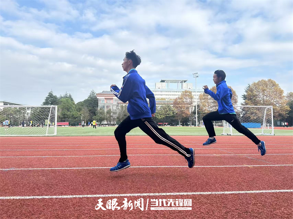 dD0xNzYzNDc1NTM0X3I9ODlhZTk3Nzhfdz0xMDAwX3E9MTAwX2U9anBn.webp 微信图片_20251118214711_305_7.jpg