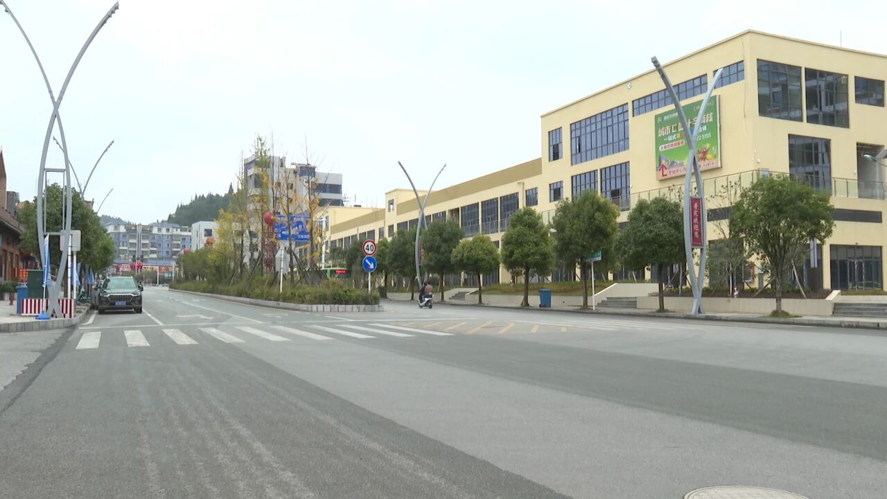 17639567713325.jpg 打通“断头路”,畅通民生路。.jpg