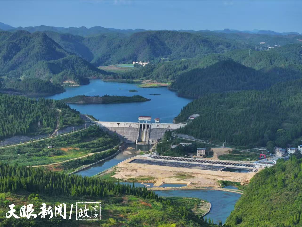 17646739539816.jpg 9ce9a87a8eae10de1c8ab927f4a807f8.jpg