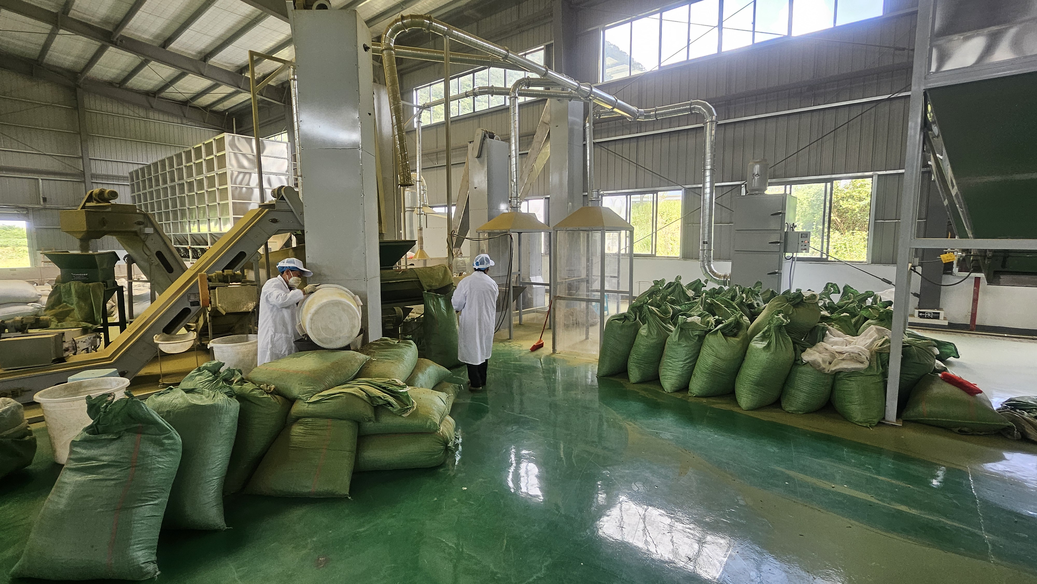 17657881862464.jpg 微信图片_20251215112432_33_1858.jpg