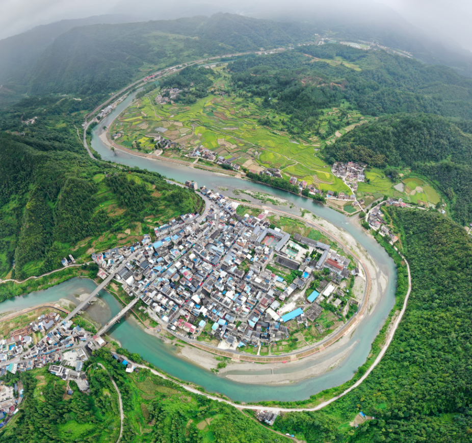 dD0xNzY2Mzc0NDk1X3I9YWFiZWU2MTBfdz05MjZfcT0xMDBfZT1qcGc=.webp QQ20251222-113242.jpg