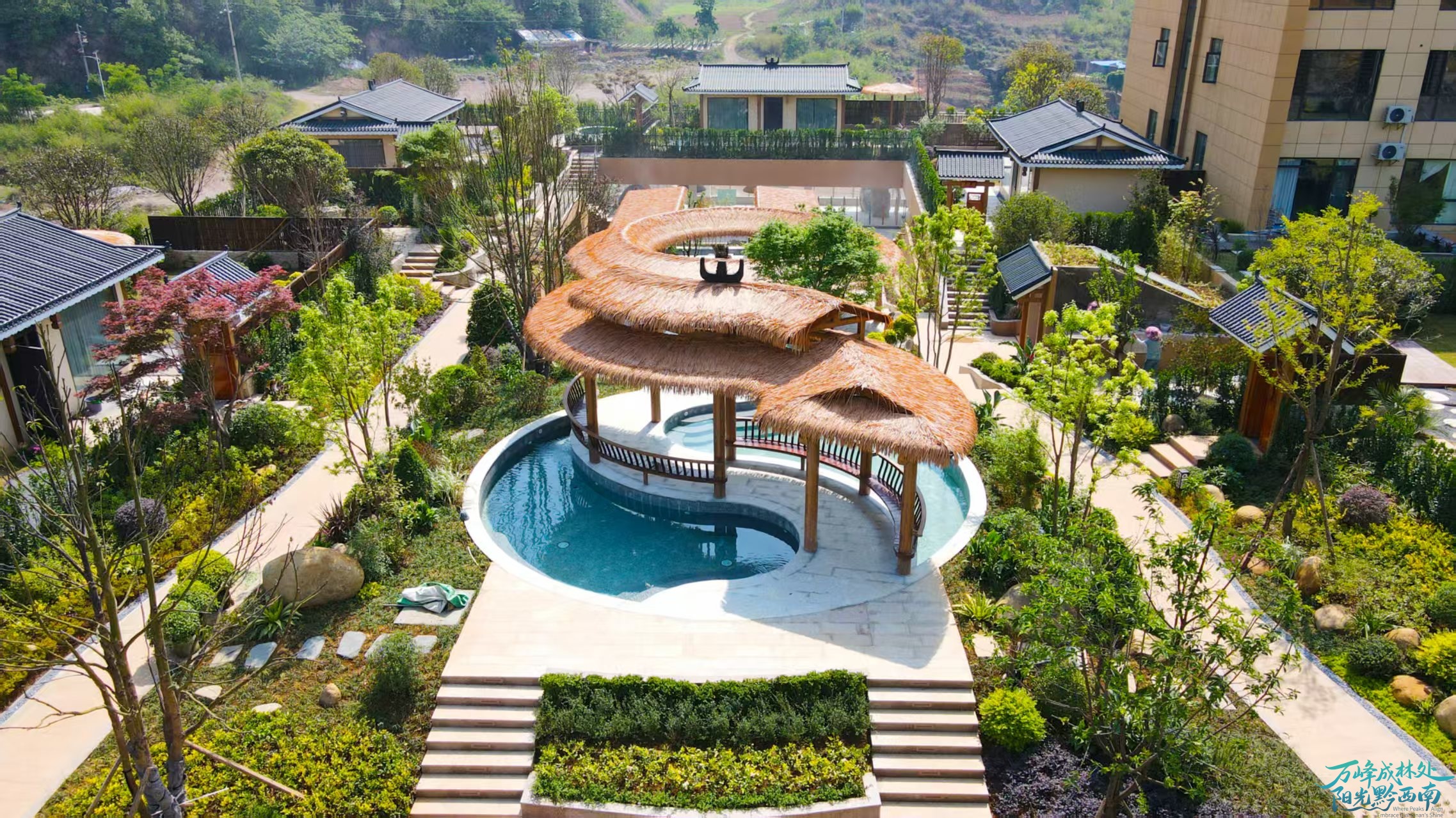 dD0xNzY2Mzk0NTA3X3I9NDVkOGZkZDRfdz0xMDgwX3E9MTAwX2U9anBn.webp 苗阿祖康养园非遗苗药浴中心。(图祝庆庆).jpg