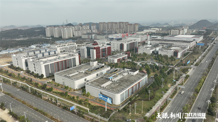 中国电信云计算贵州信息园。潘德玉 摄.jpg