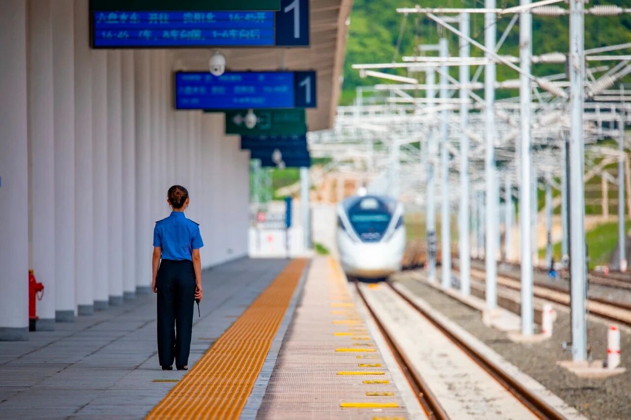 dD0xNzY3NTE4MjM1X3I9MTc4MWE4NTZfdz0xMDgwX3E9MTAwX2U9anBlZw==.webp 2cad0f2ad3e902d64c73e8cd24739c78.jpeg