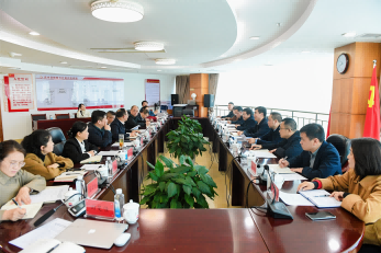 遵义市委常委、宣传部部长、统战部部长邓航一行到贵州日报考察调研