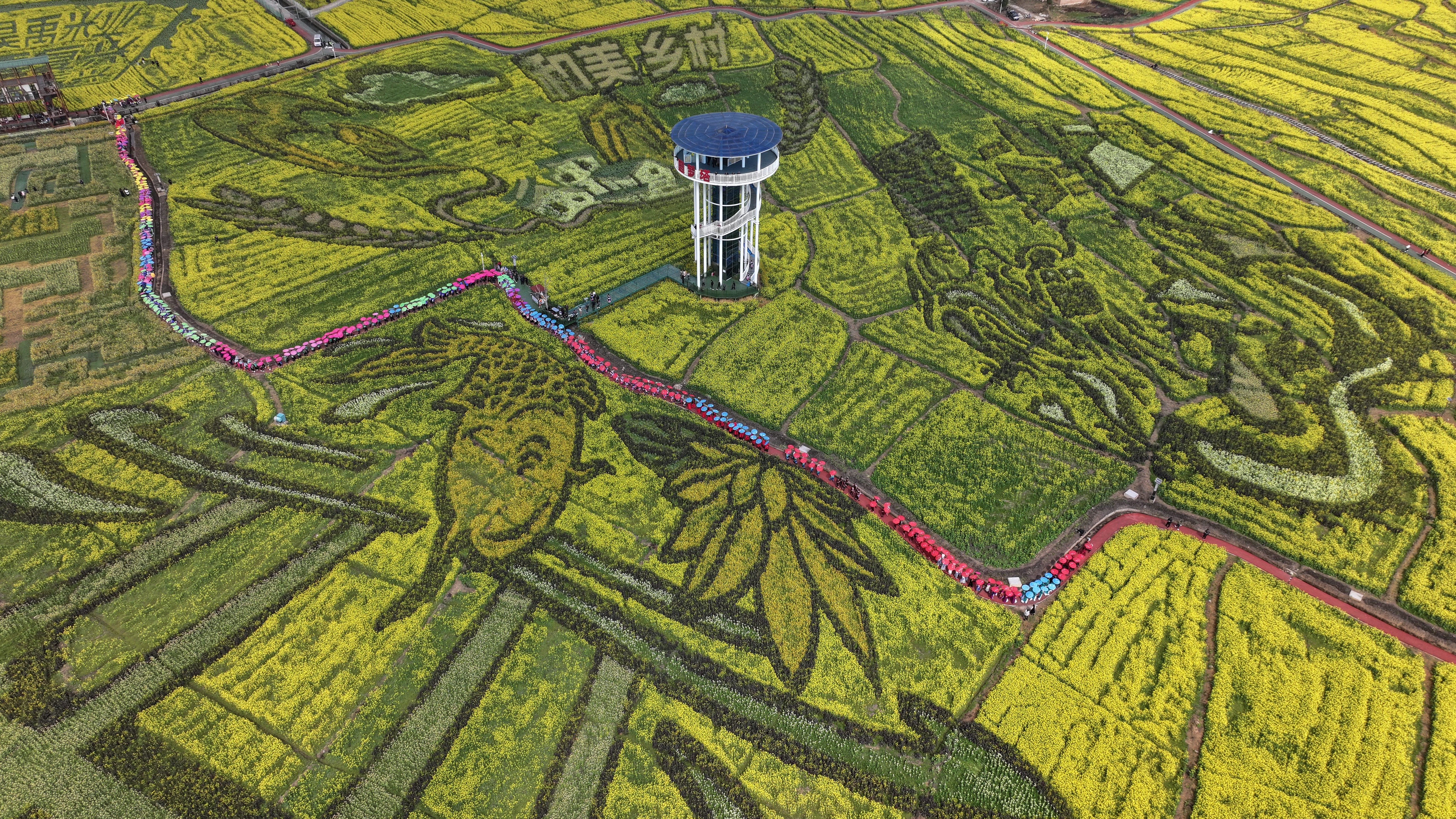 平元村风光。平坝融媒 图.jpg