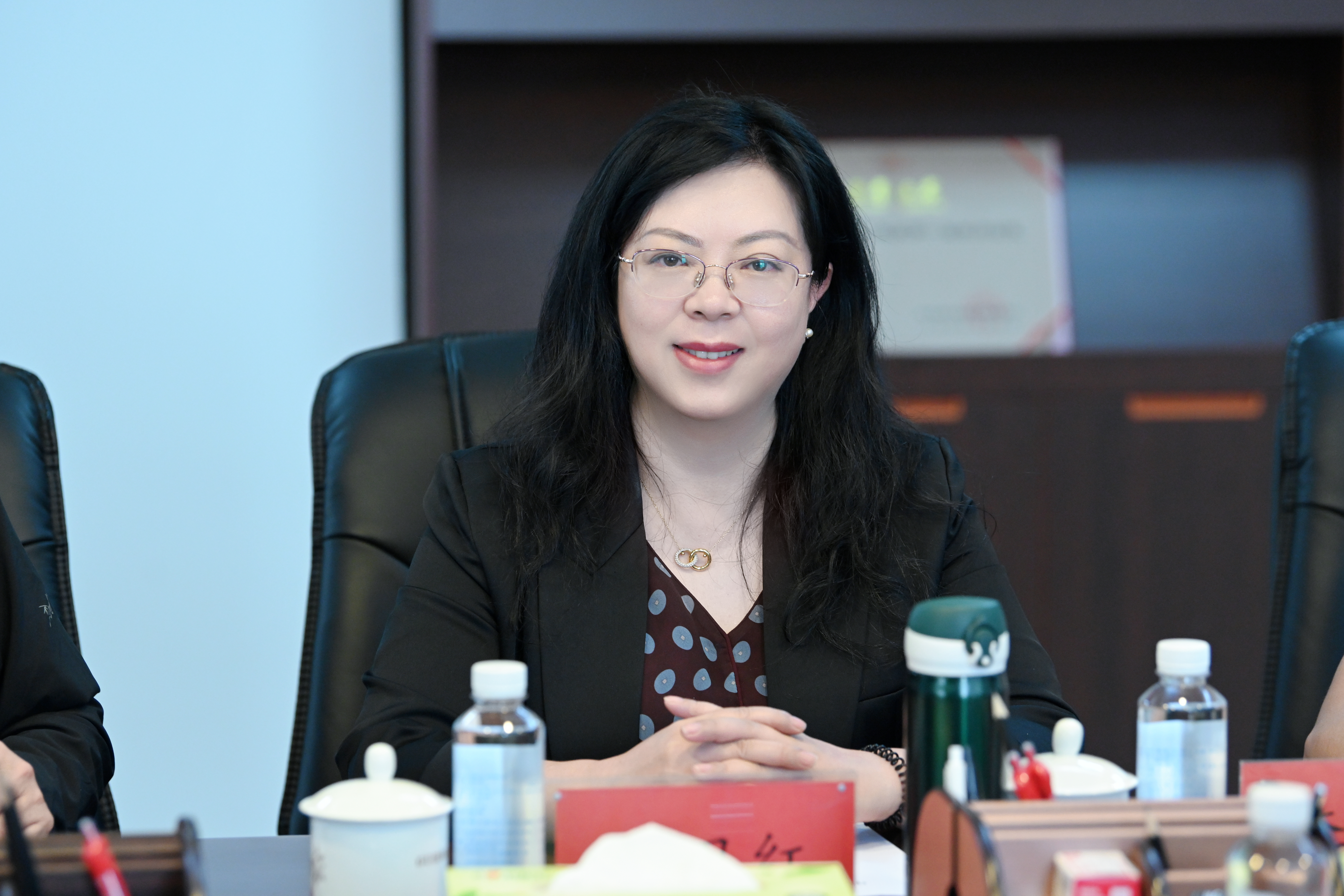 17761543382532.jpg 报刊社总编辑李卫红.jpg