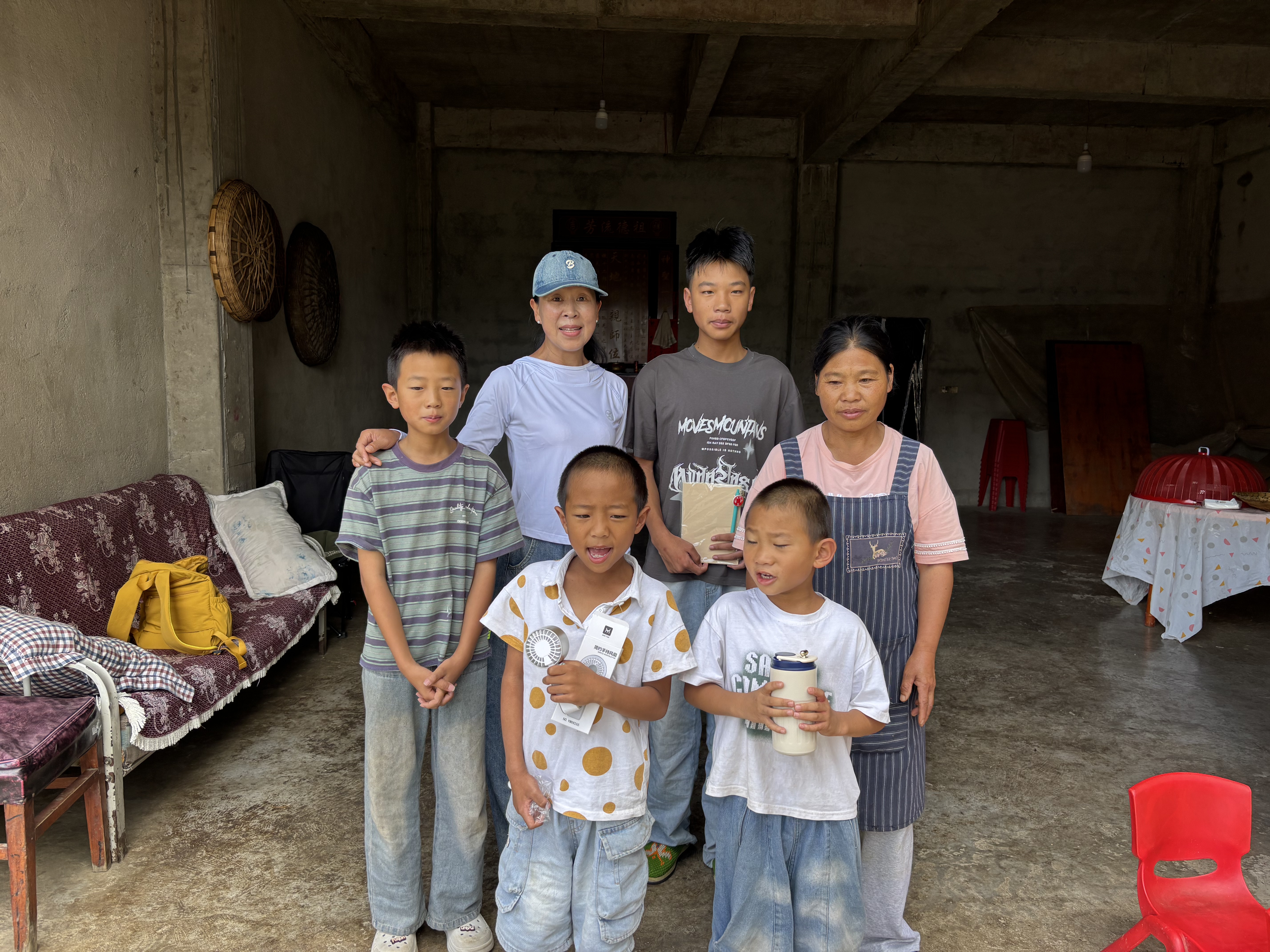 说“卖牛跟你走”的娃娃,等来了余妈妈